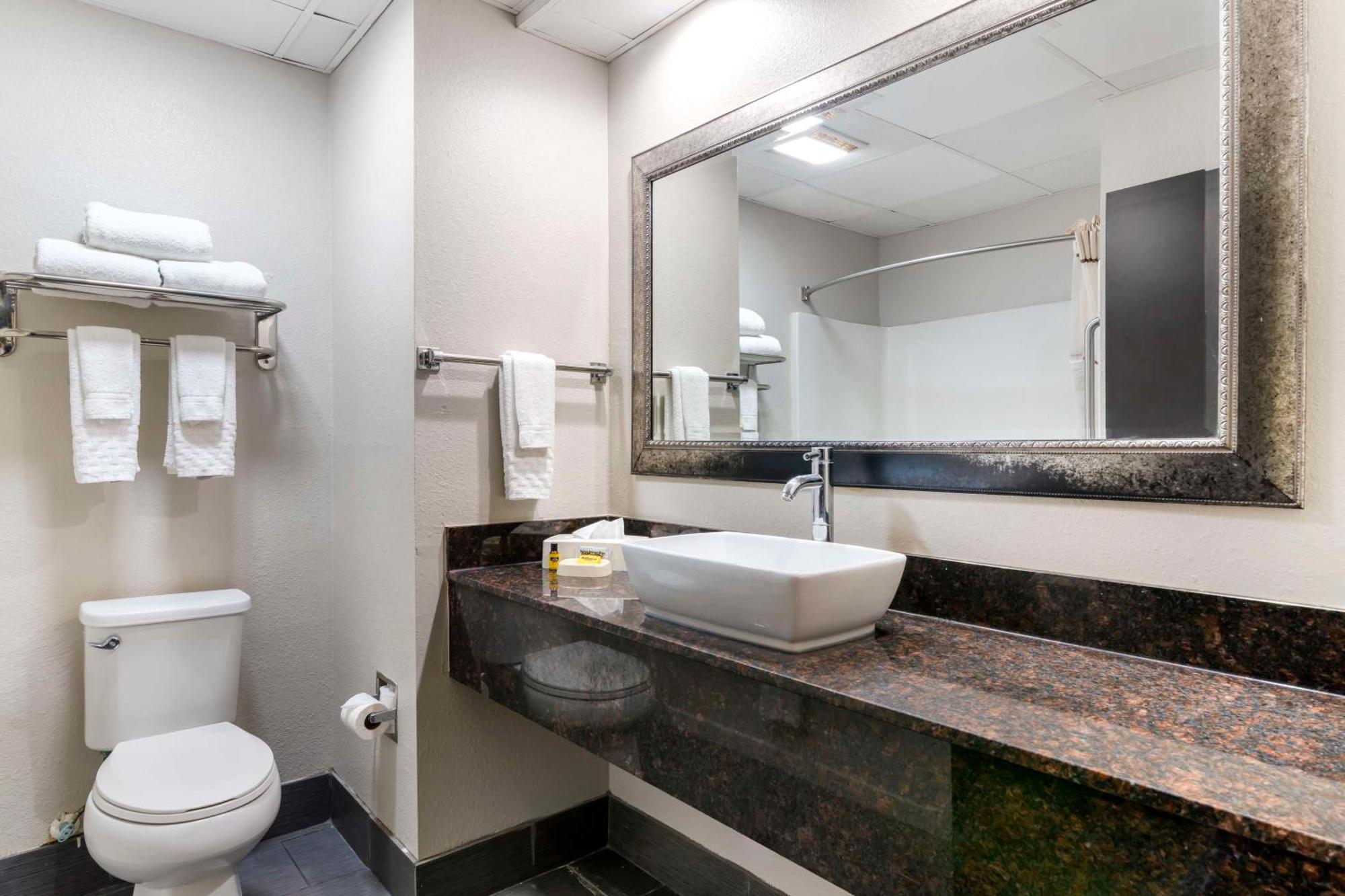 Best Western Savannah Airport Inn & Suites Pooler Dış mekan fotoğraf