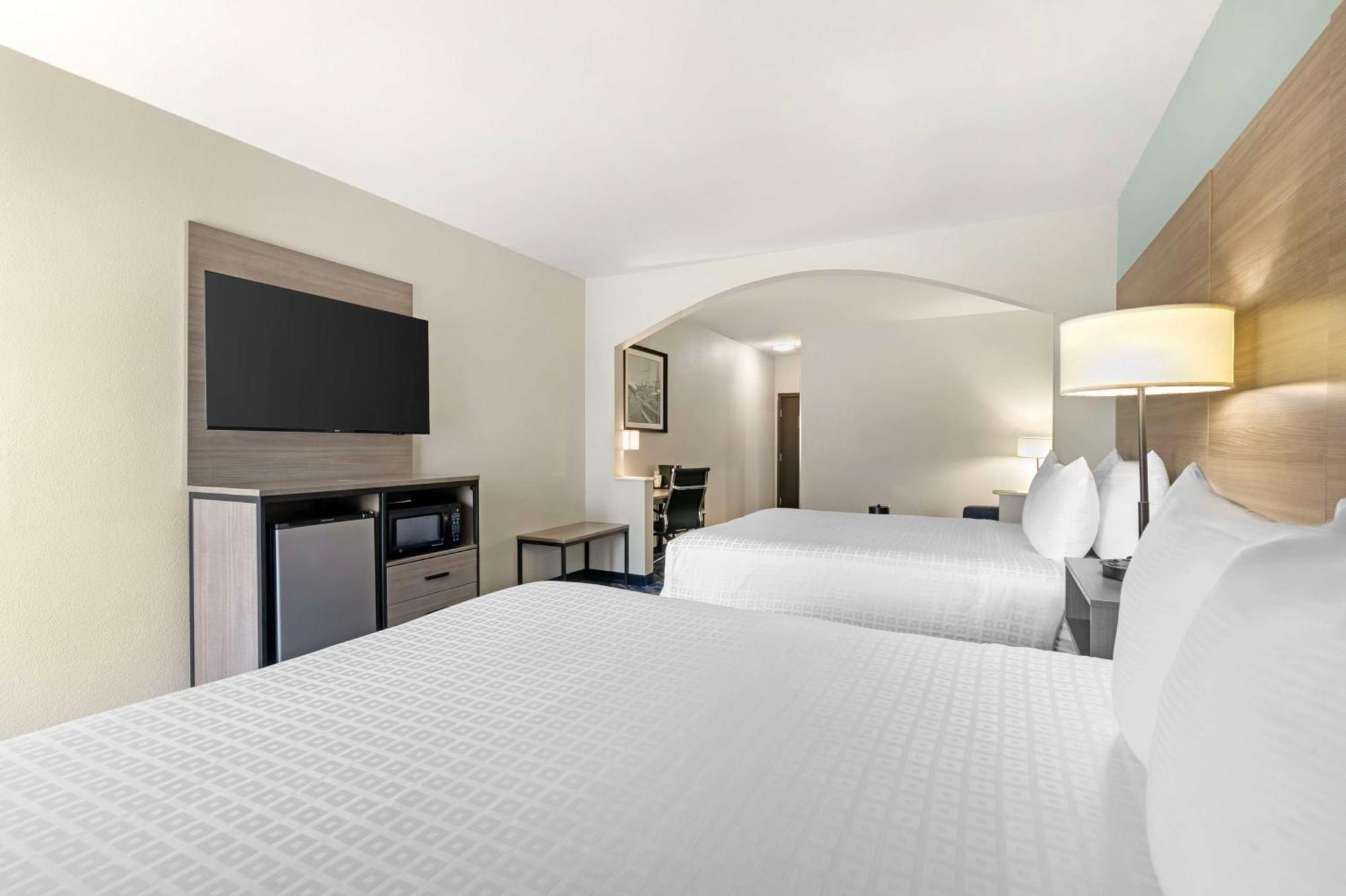 Best Western Savannah Airport Inn & Suites Pooler Dış mekan fotoğraf