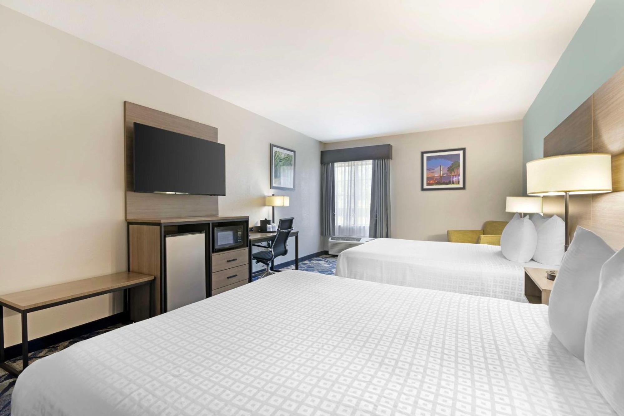 Best Western Savannah Airport Inn & Suites Pooler Dış mekan fotoğraf