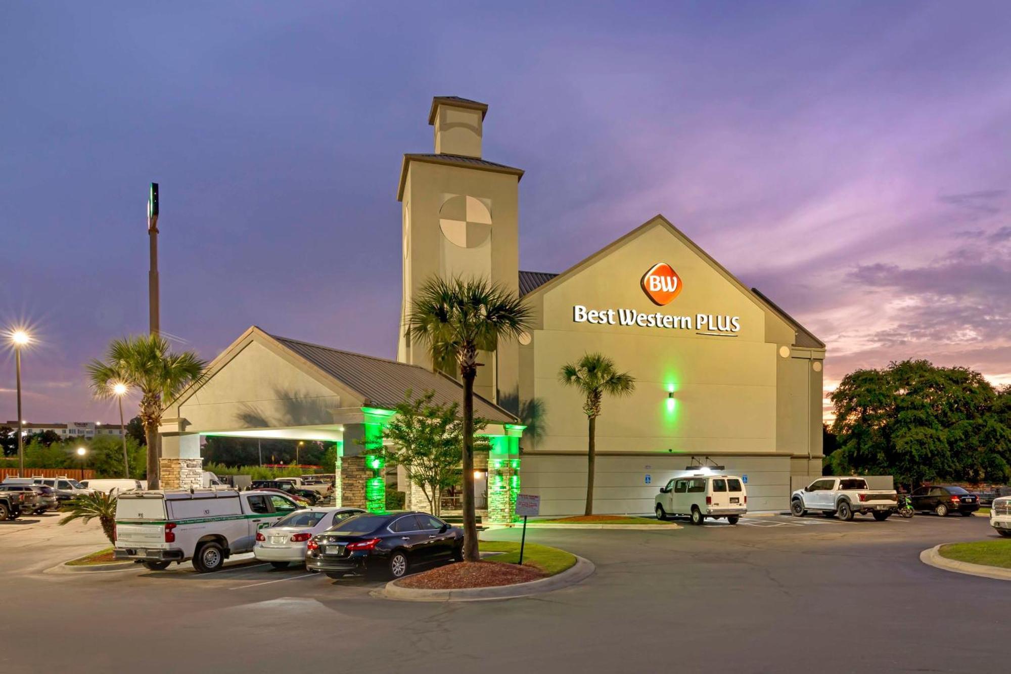 Best Western Savannah Airport Inn & Suites Pooler Dış mekan fotoğraf